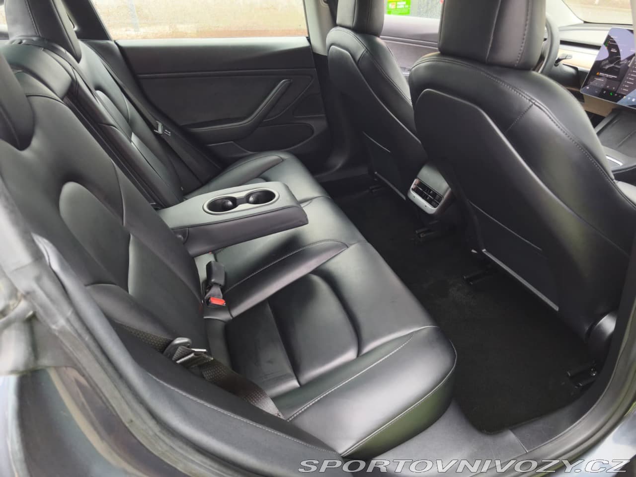 2020 Tesla Model 3 - 12