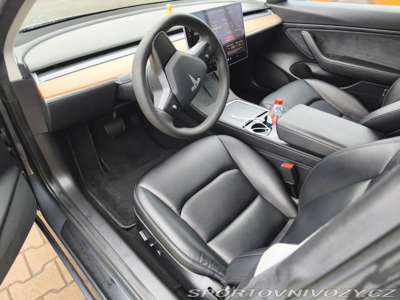 2020 Tesla Model 3 - 16