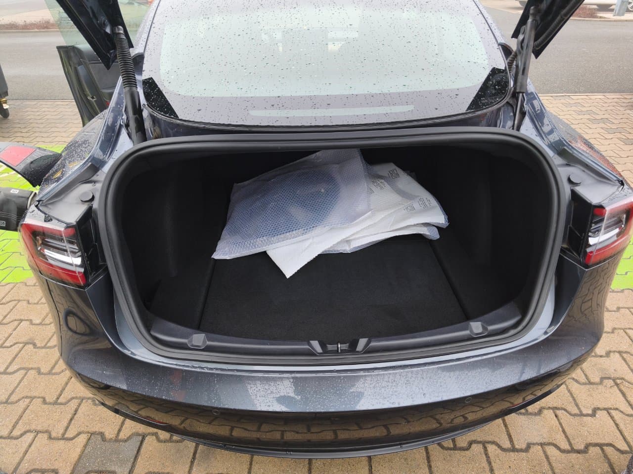 2020 Tesla Model 3 - 20