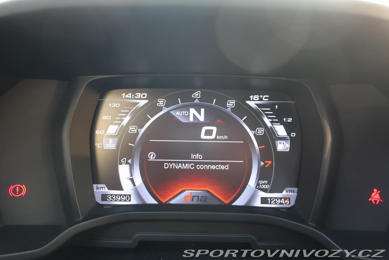 2015 Alfa Romeo 4c - 14