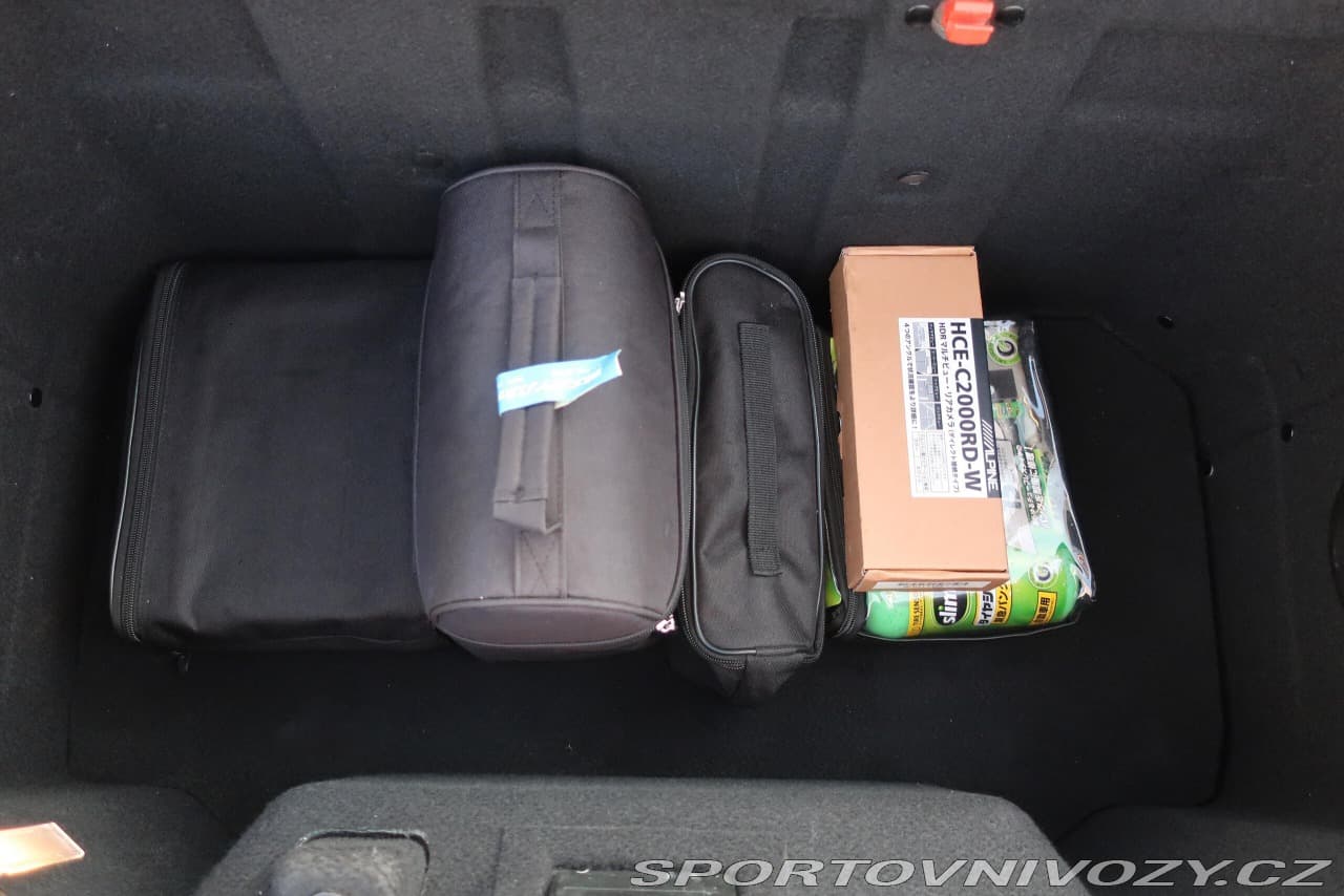 2015 Alfa Romeo 4c - 19