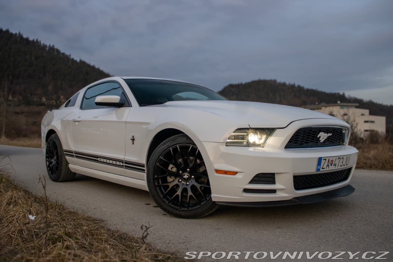 2014 Ford Mustang - 3