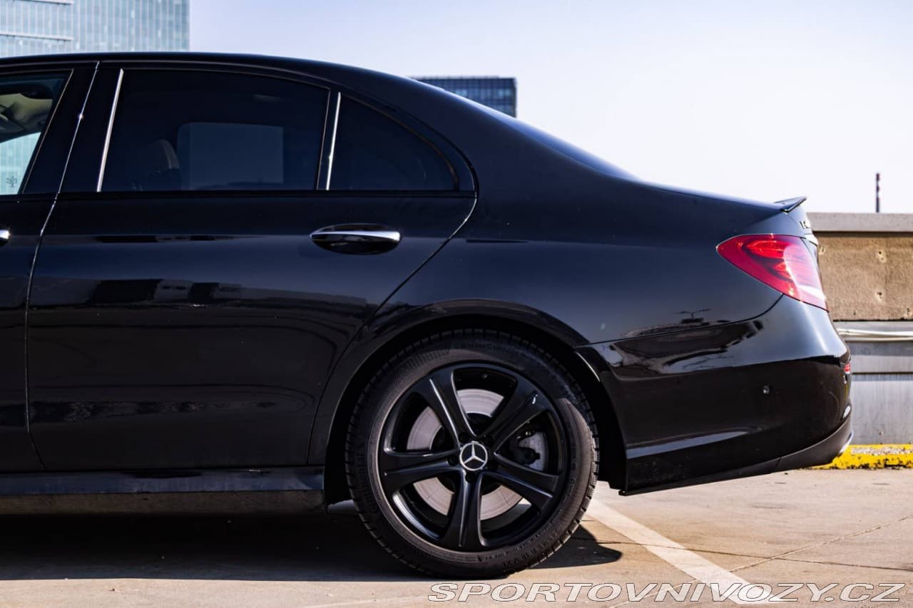 2018 Mercedes-Benz E-Class - 12