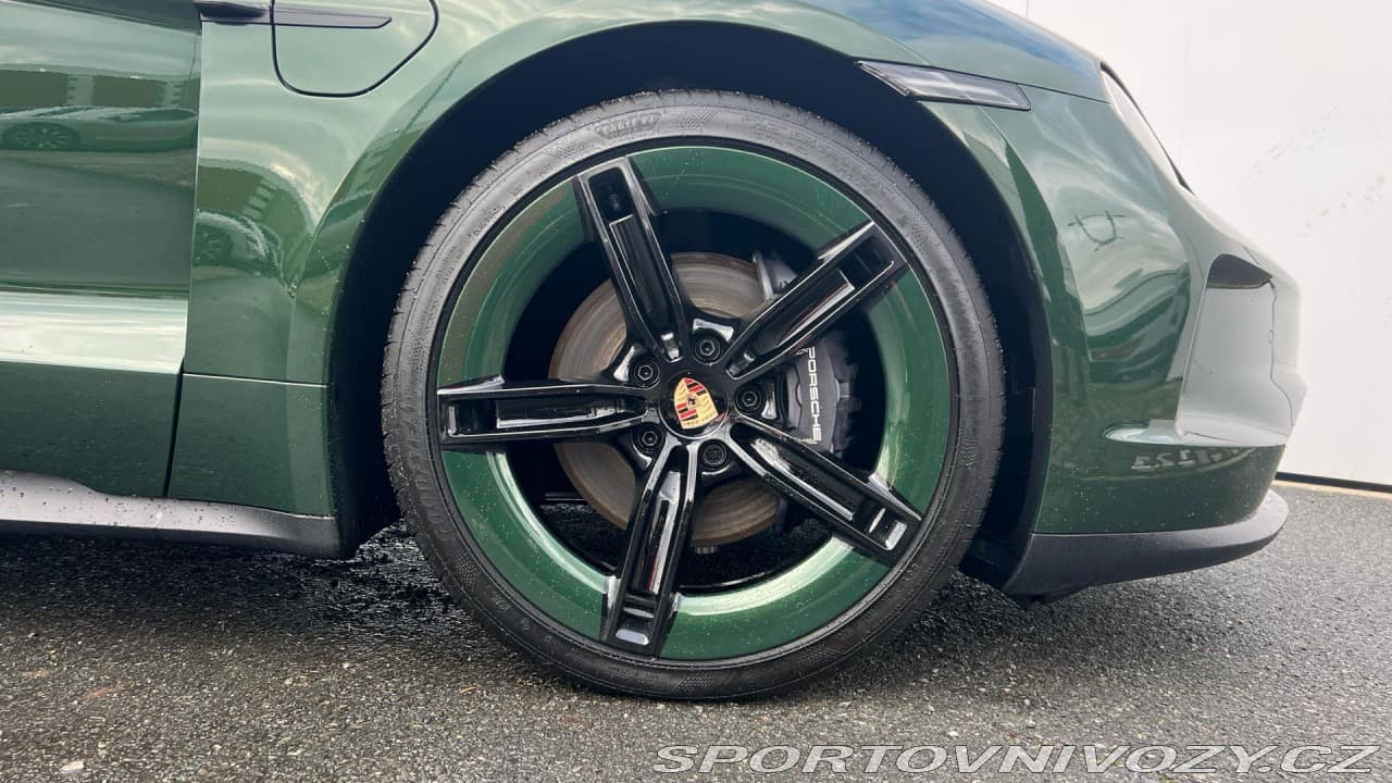 2024 Porsche Taycan - 28