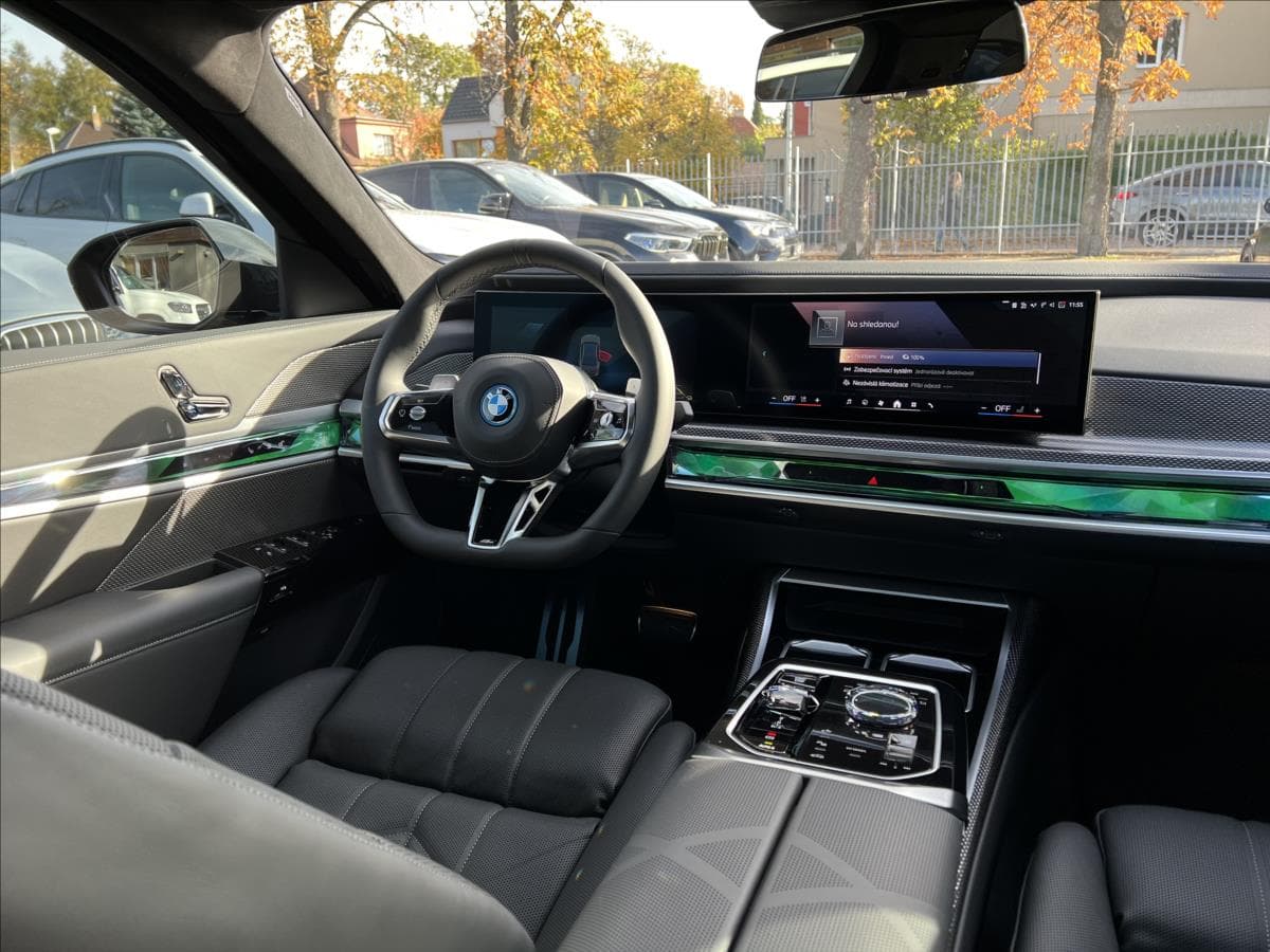 2023 BMW 7-Series - 12