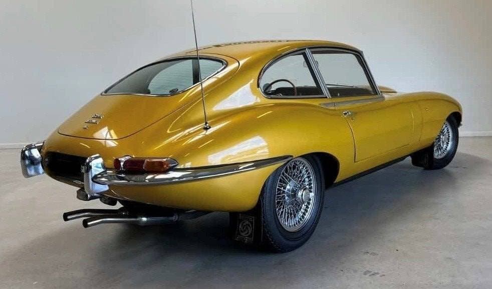1966 Jaguar E-Type - 2