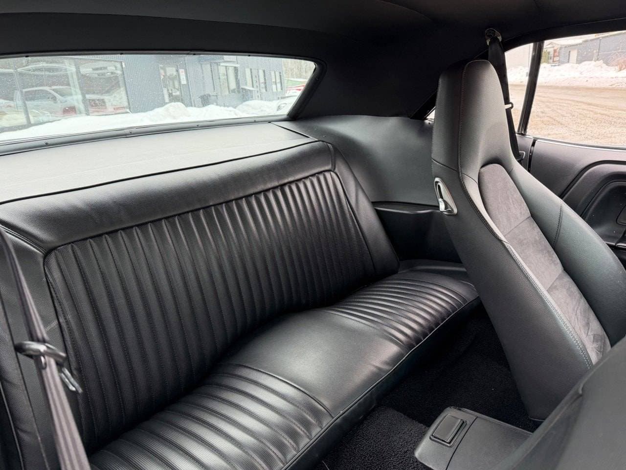 1970 Dodge Challenger - 16