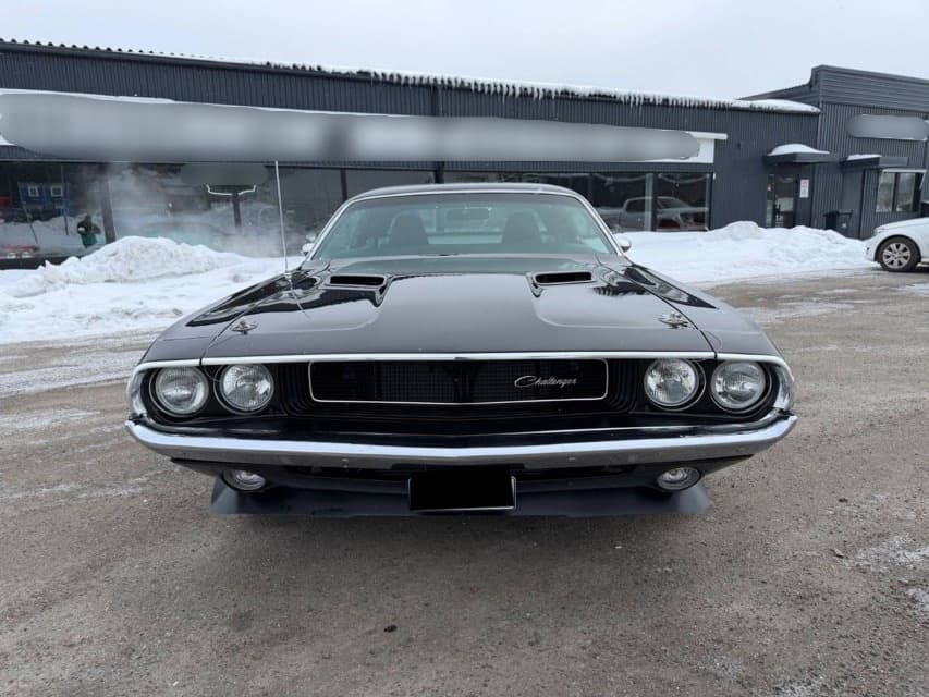 1970 Dodge Challenger - 2