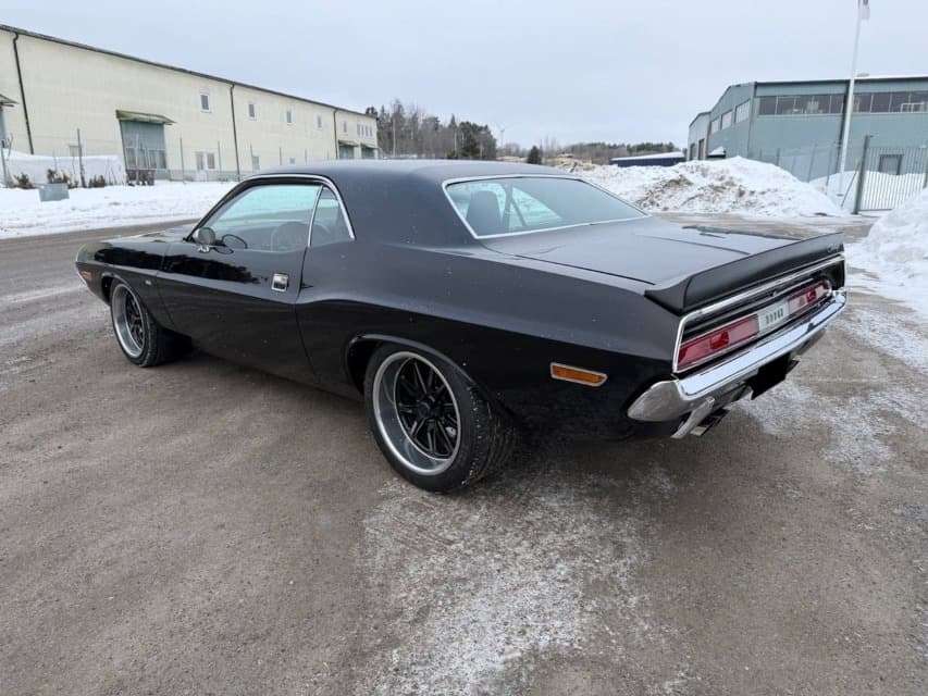 1970 Dodge Challenger - 8