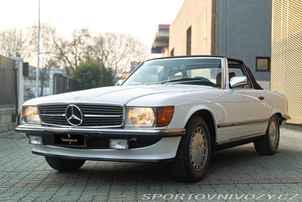 1986 Mercedes-Benz SL - 2