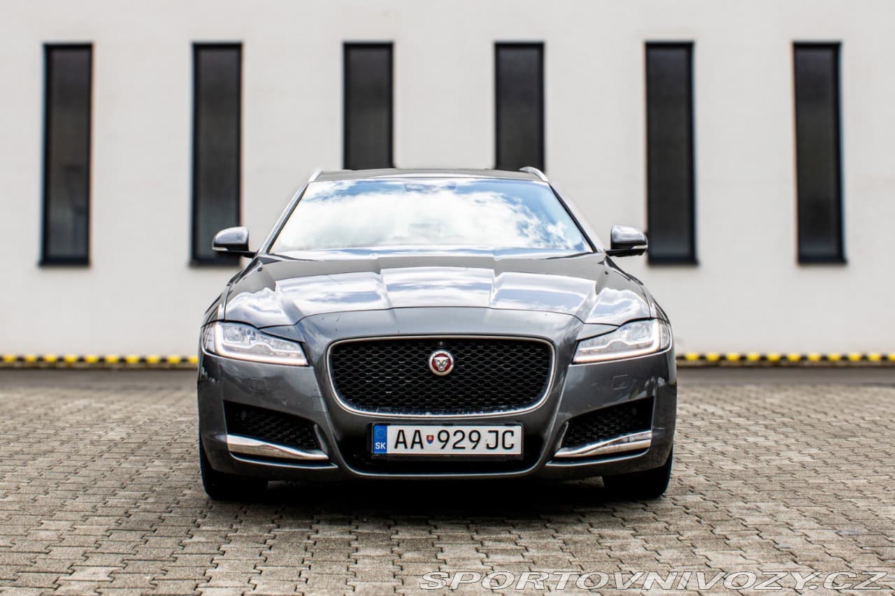 2018 Jaguar Xf - 4
