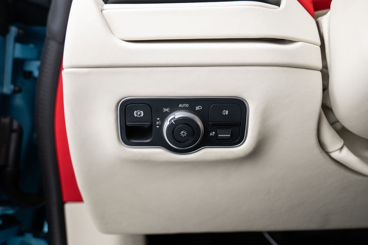 2024 Aston Martin Db12 - 17