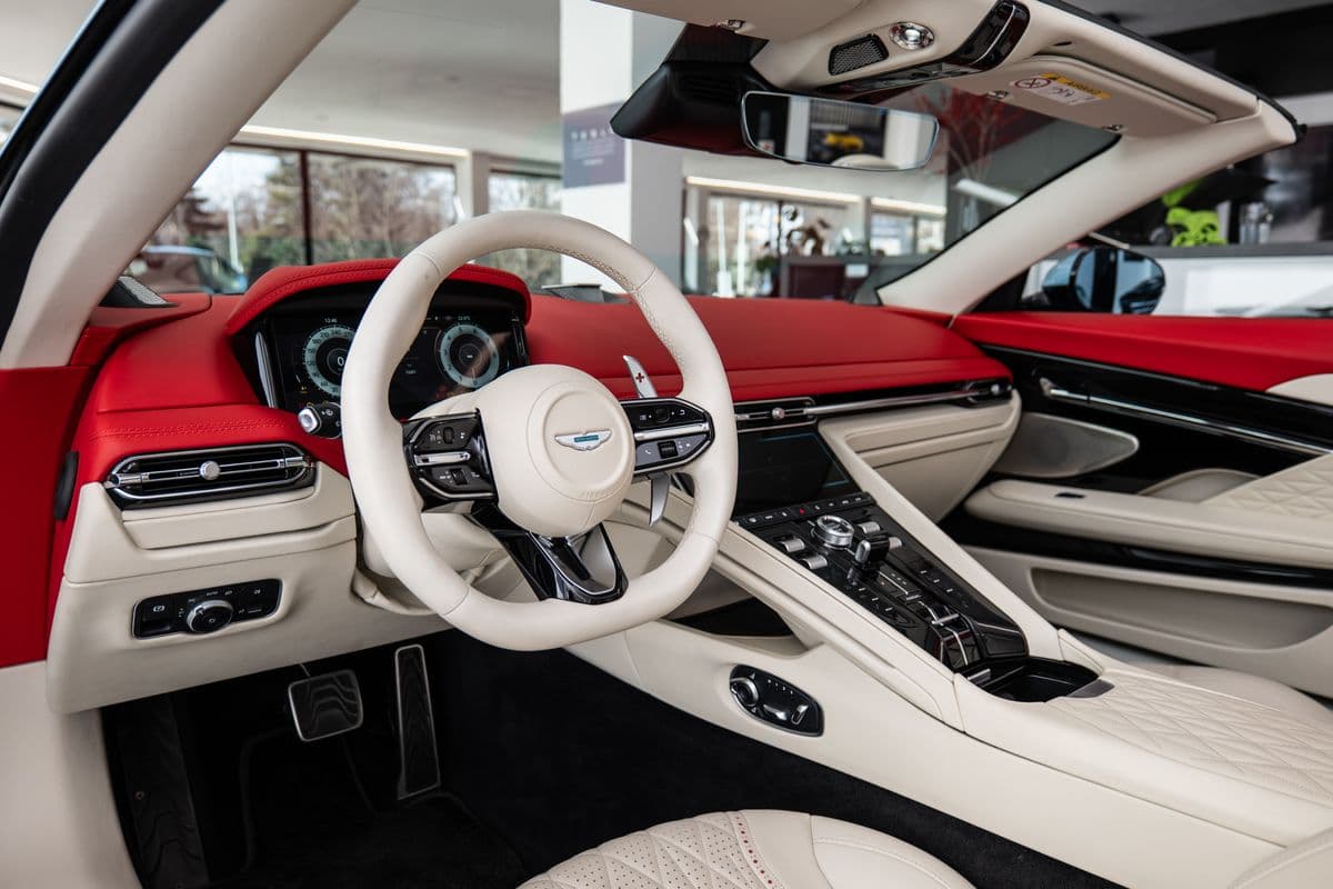 2024 Aston Martin Db12 - 5