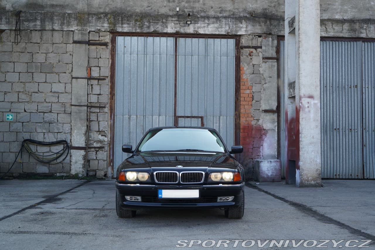 1996 BMW 7-Series - 13
