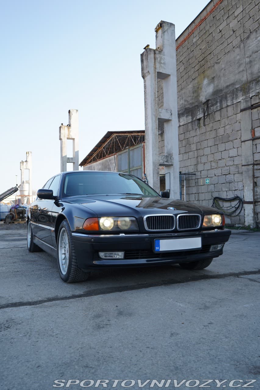 1996 BMW 7-Series - 3