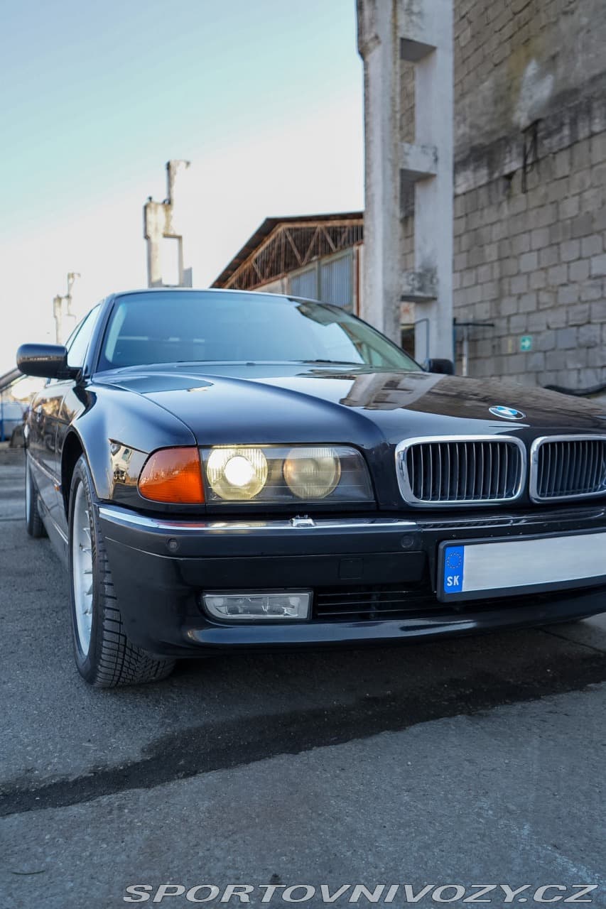 1996 BMW 7-Series - 4