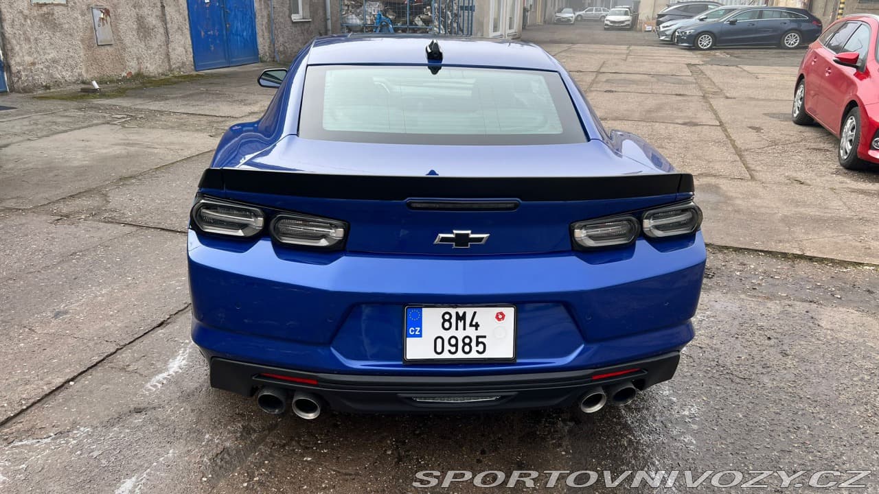 2020 Chevrolet Camaro - 16