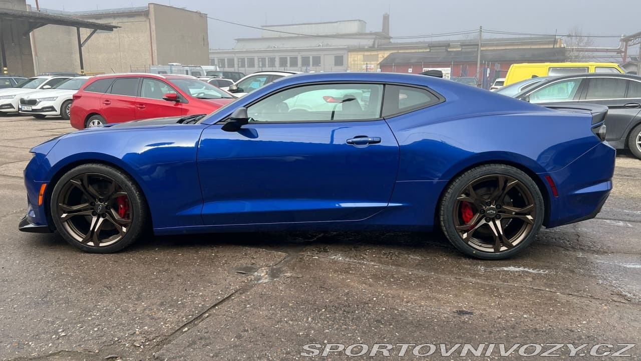 2020 Chevrolet Camaro - 22