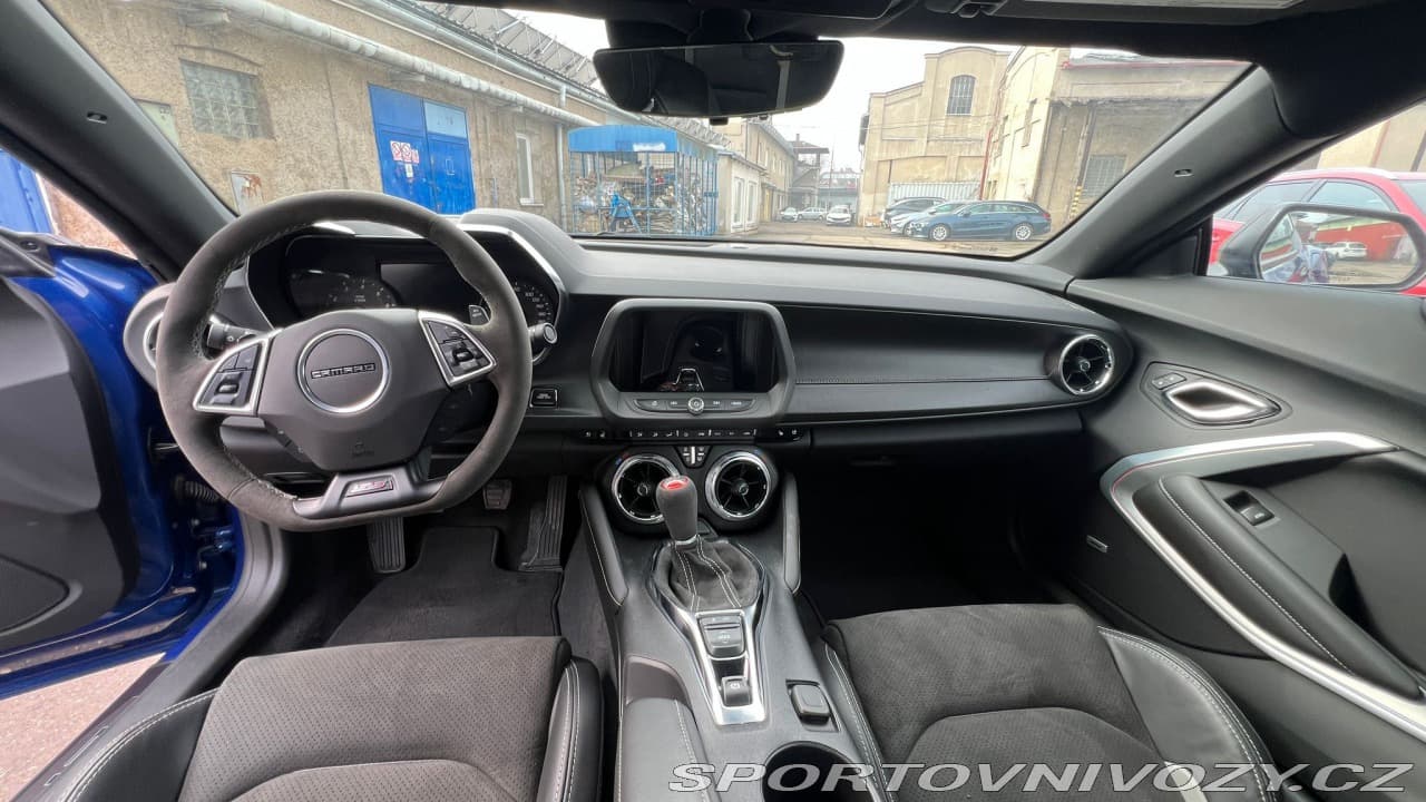 2020 Chevrolet Camaro - 43
