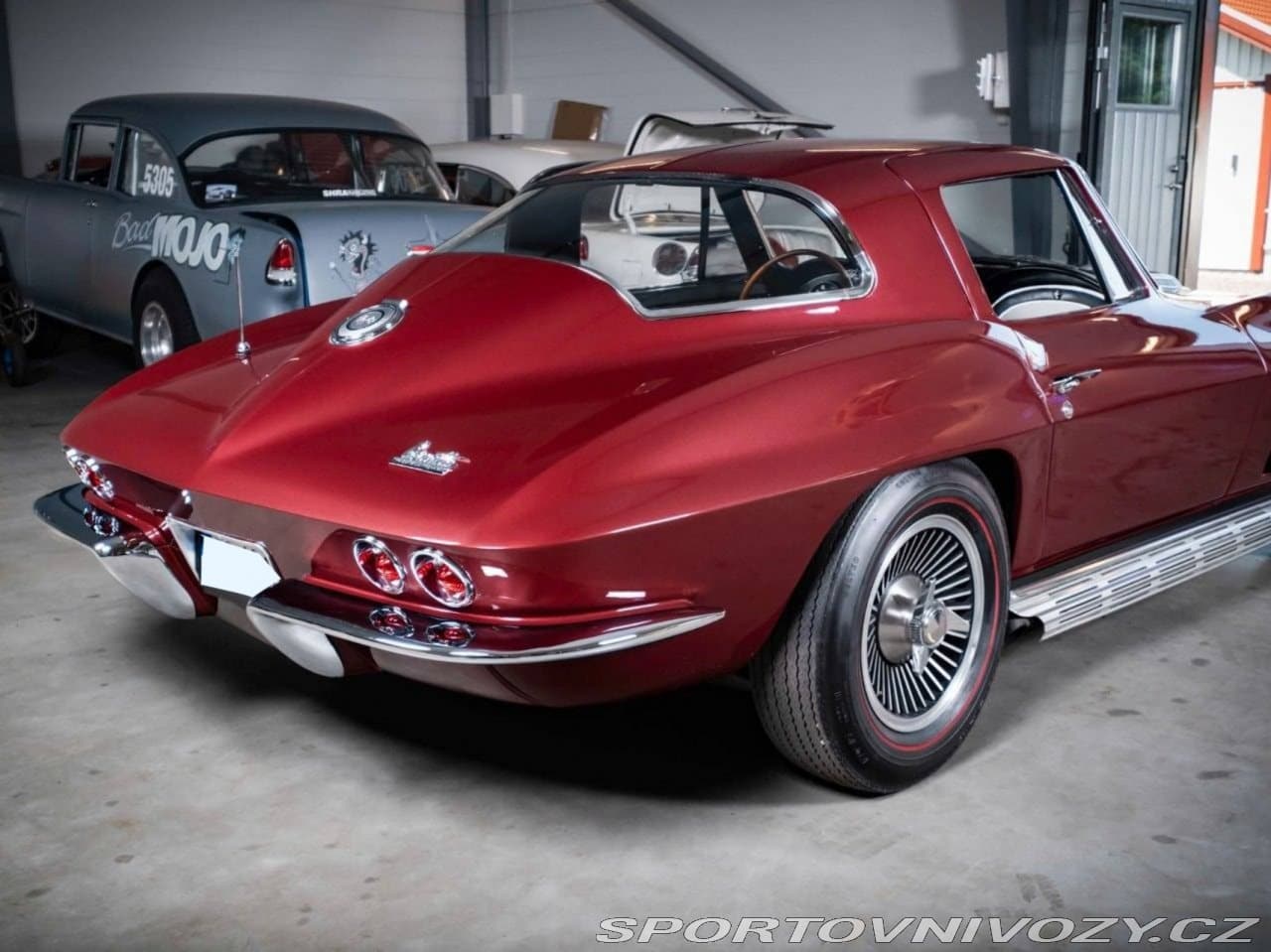 1966 Chevrolet Corvette - 2
