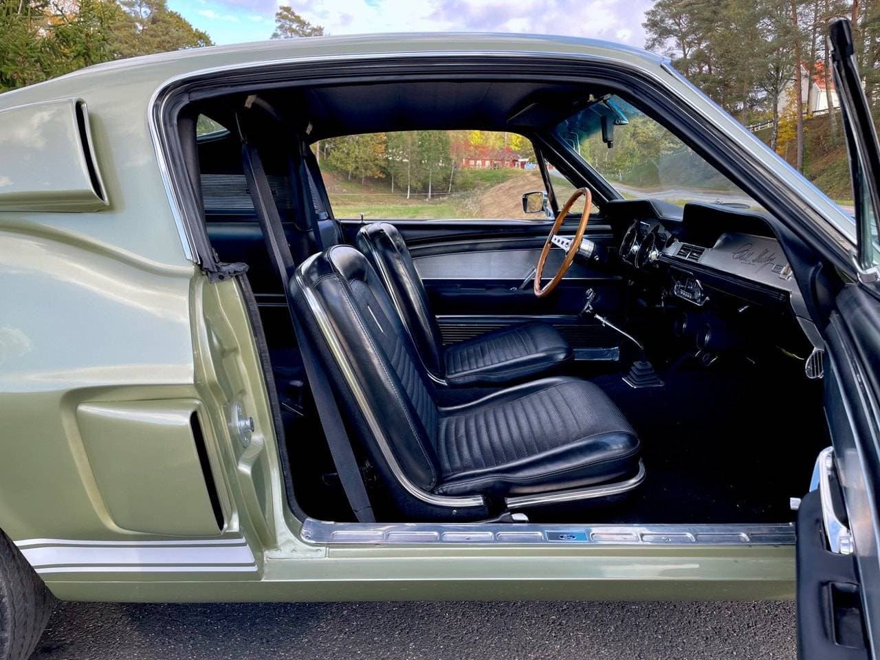 1967 Ford Mustang - 14