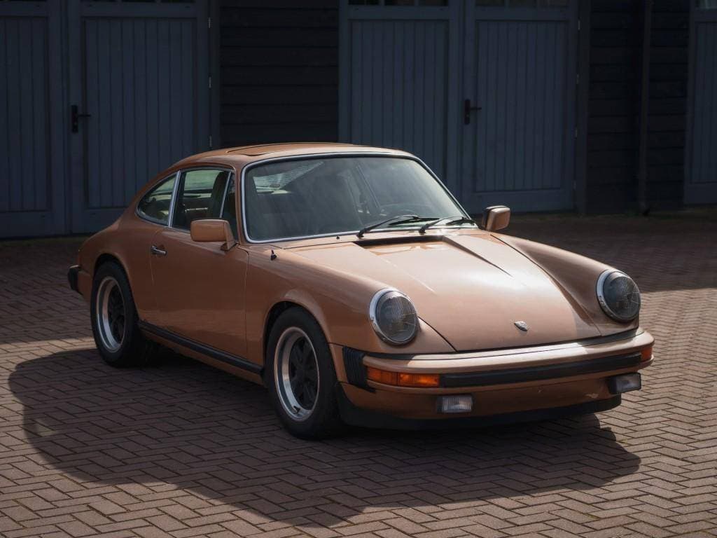 1976 Porsche 911 - 4