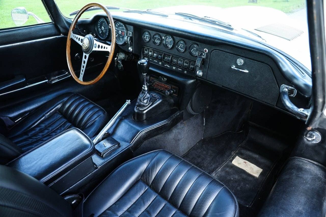 1971 Jaguar E-Type - 13