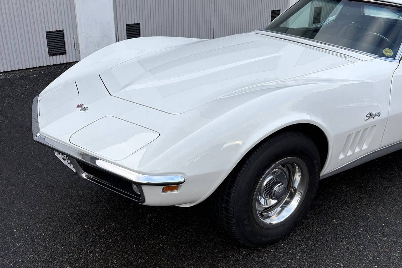 1969 Chevrolet Corvette - 15