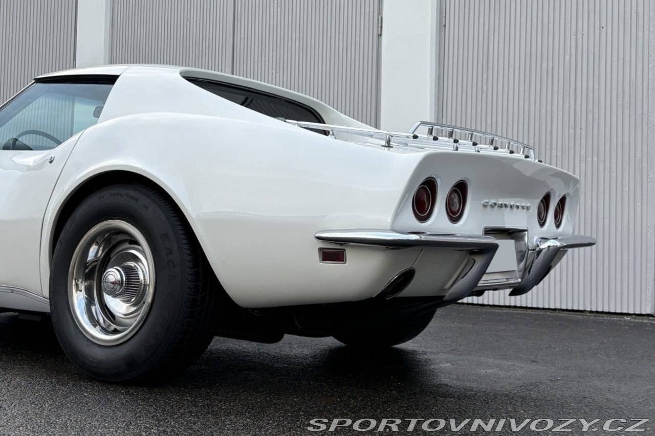 1969 Chevrolet Corvette - 9