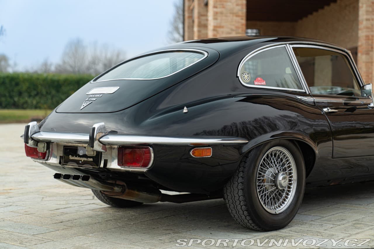 1971 Jaguar E-Type - 14