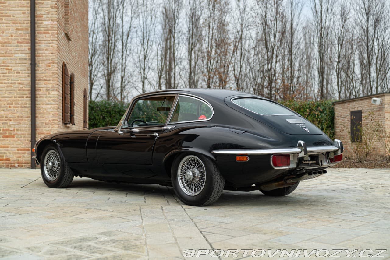 1971 Jaguar E-Type - 6