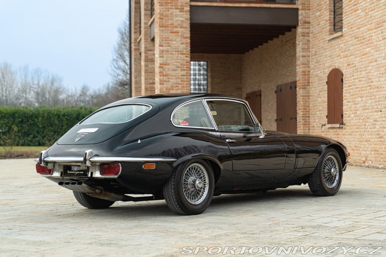 1971 Jaguar E-Type - 7
