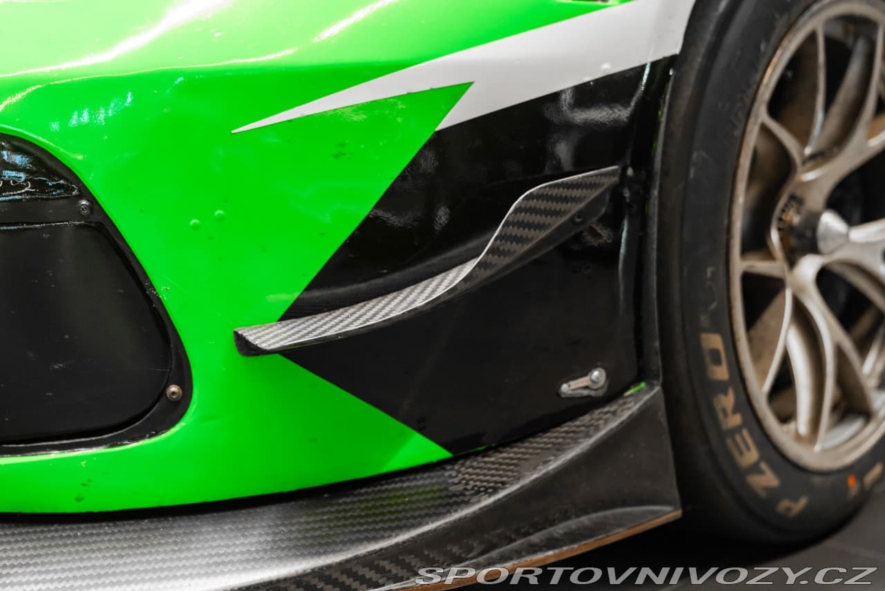 2018 Porsche 911 - 15