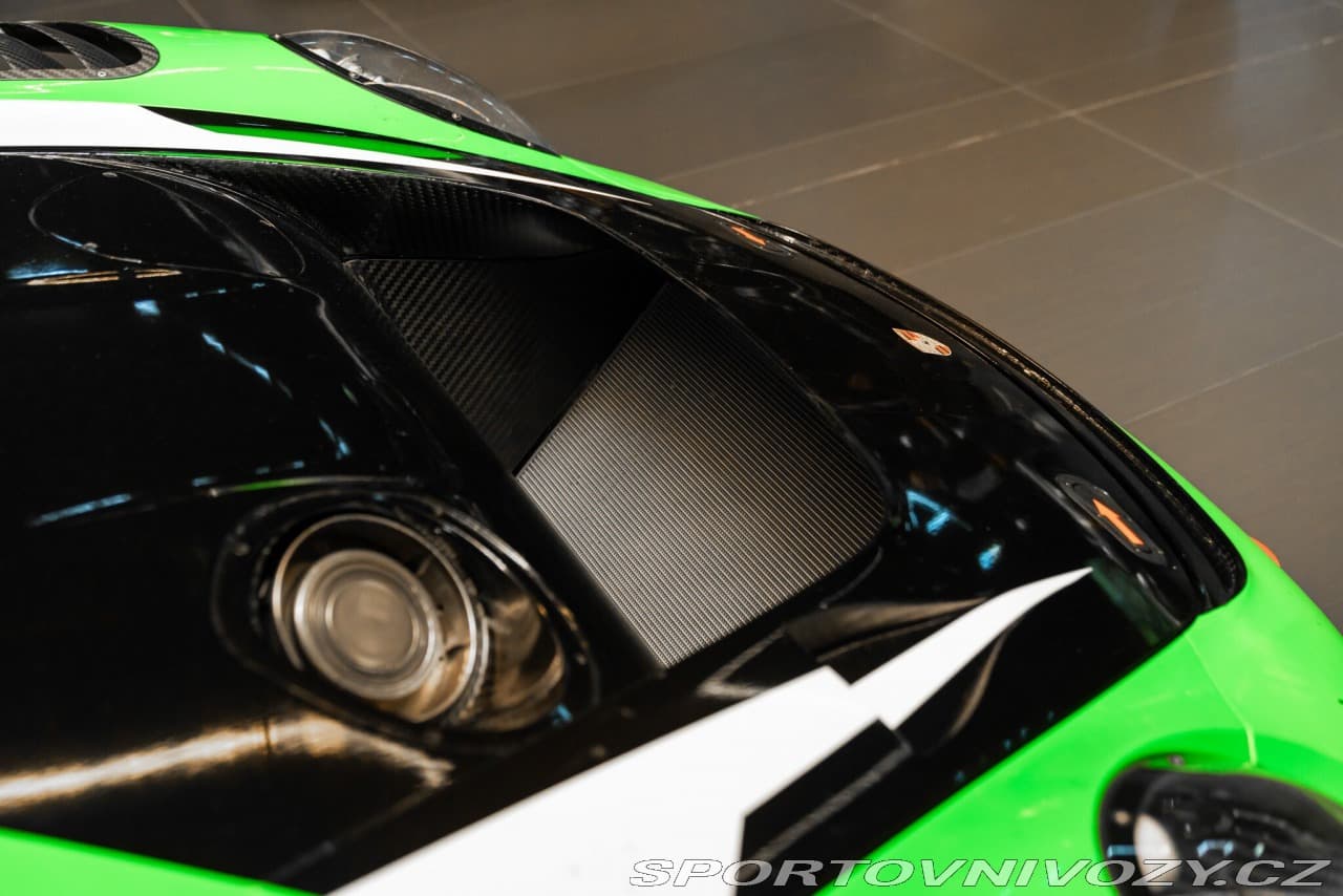 2018 Porsche 911 - 20