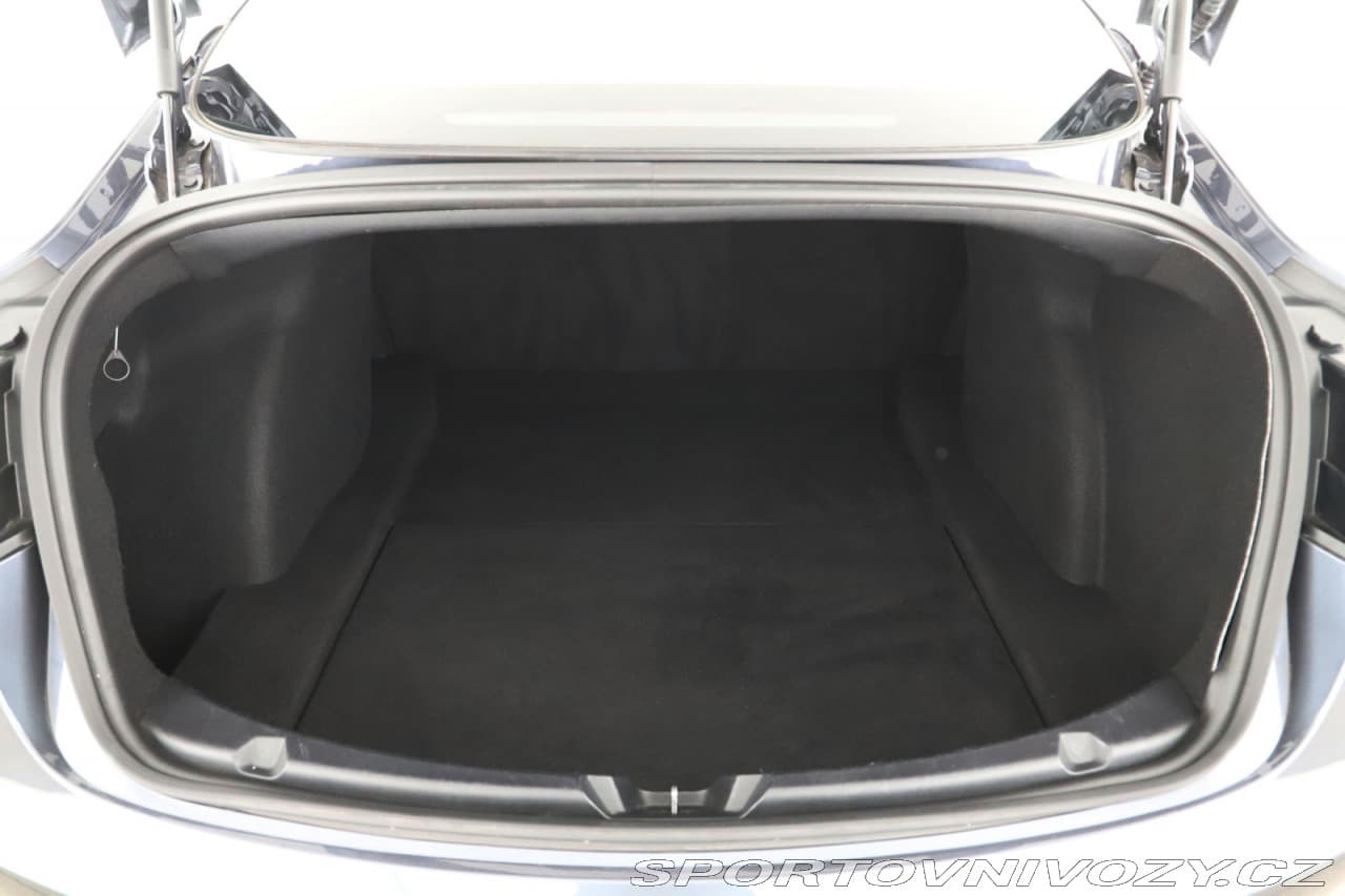 2020 Tesla Model 3 - 11