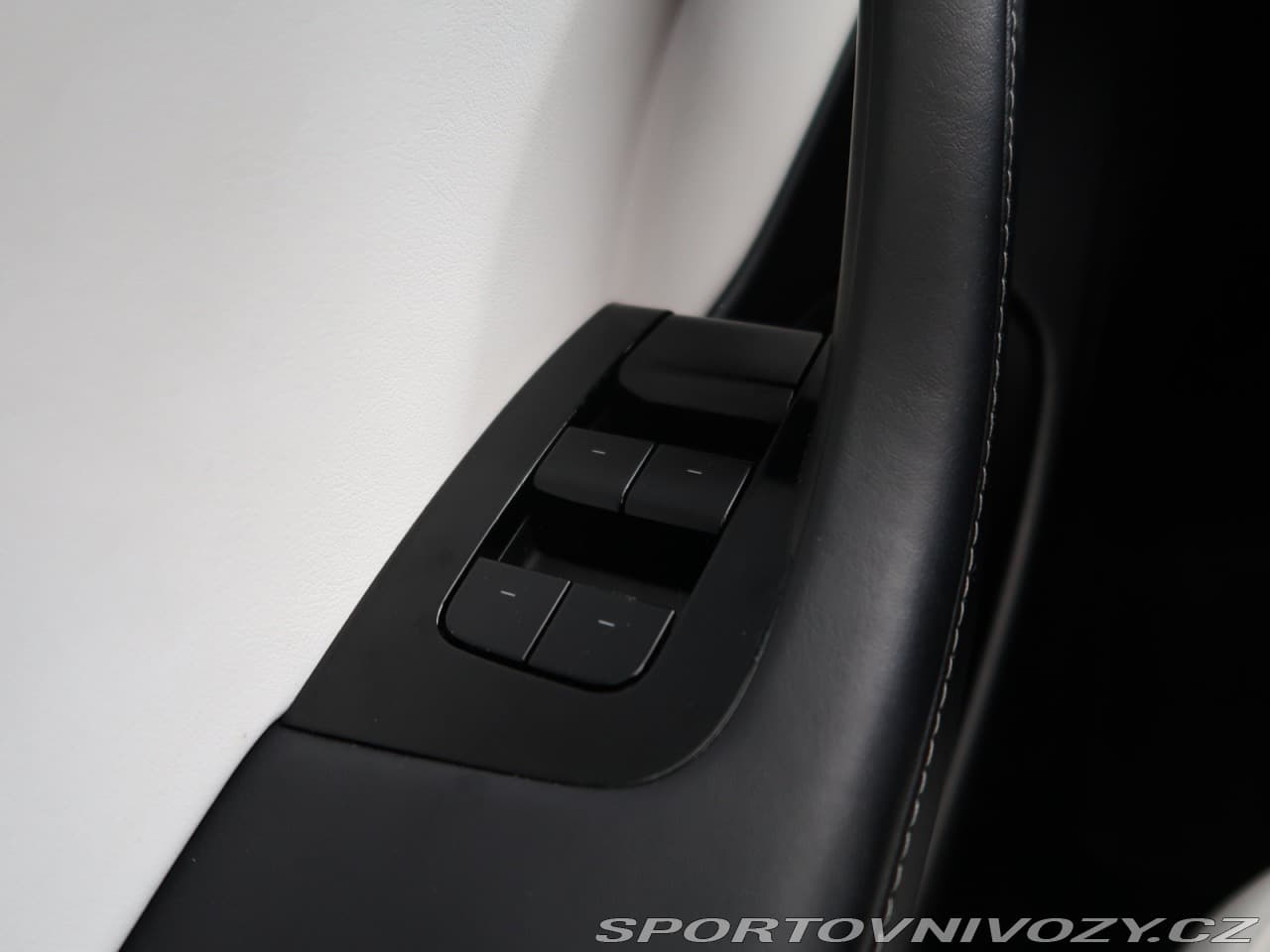 2020 Tesla Model 3 - 16