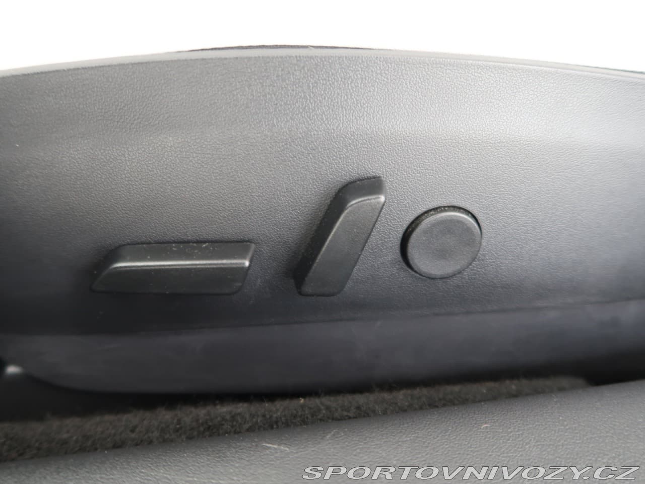 2020 Tesla Model 3 - 17