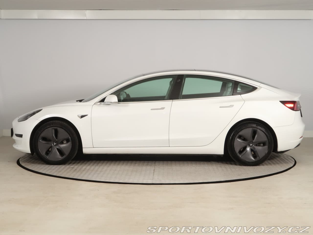 2020 Tesla Model 3 - 3