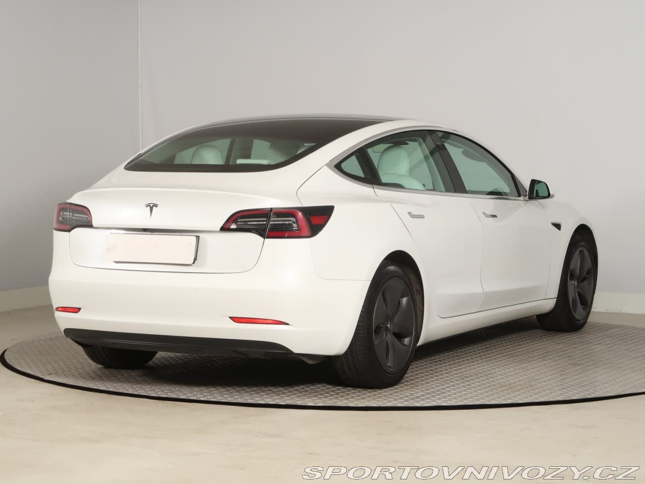 2020 Tesla Model 3 - 5