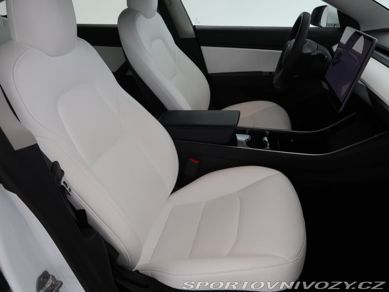 2020 Tesla Model 3 - 9