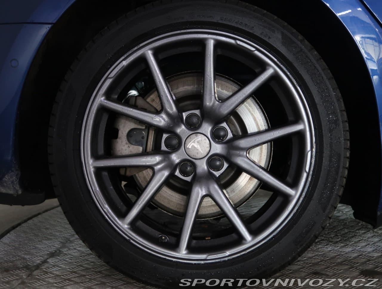 2020 Tesla Model 3 - 14