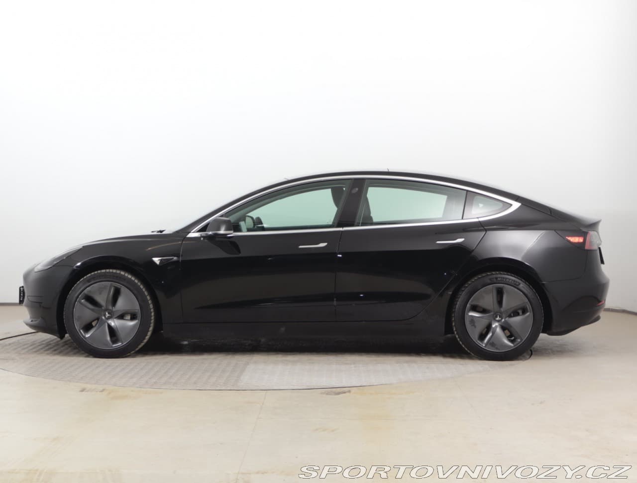 2020 Tesla Model 3 - 3