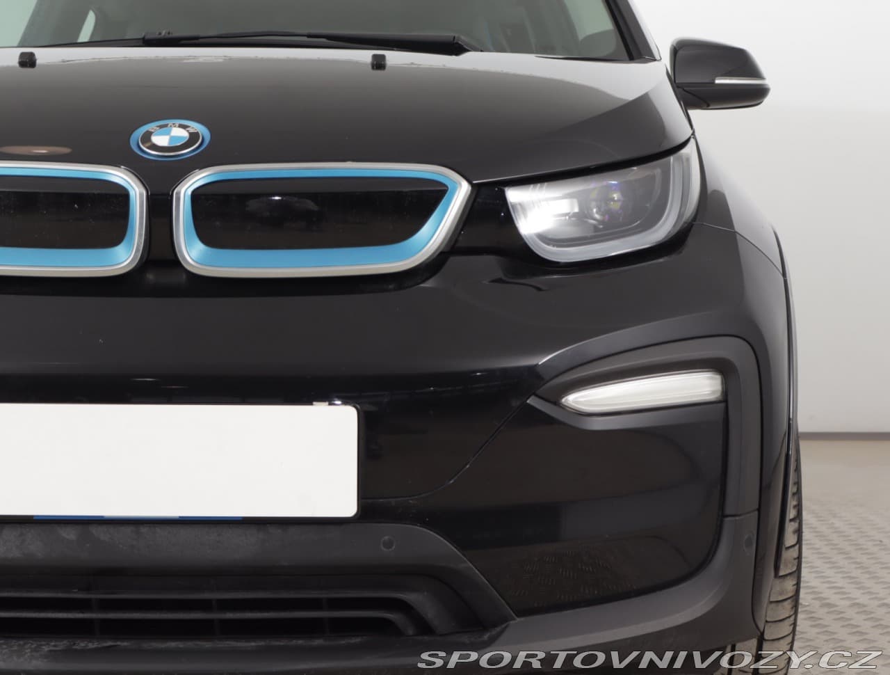 2020 BMW I3 - 16