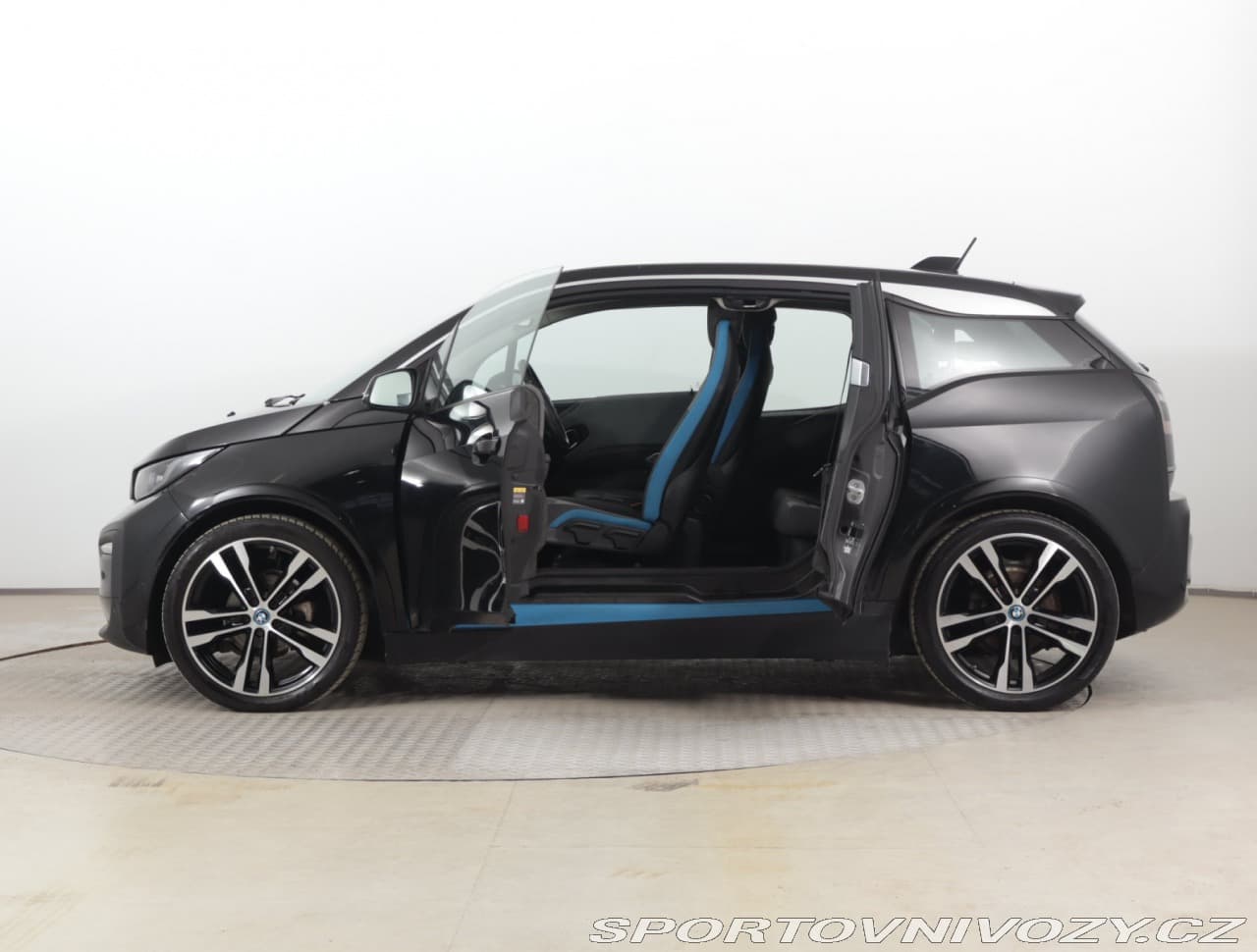 2020 BMW I3 - 17