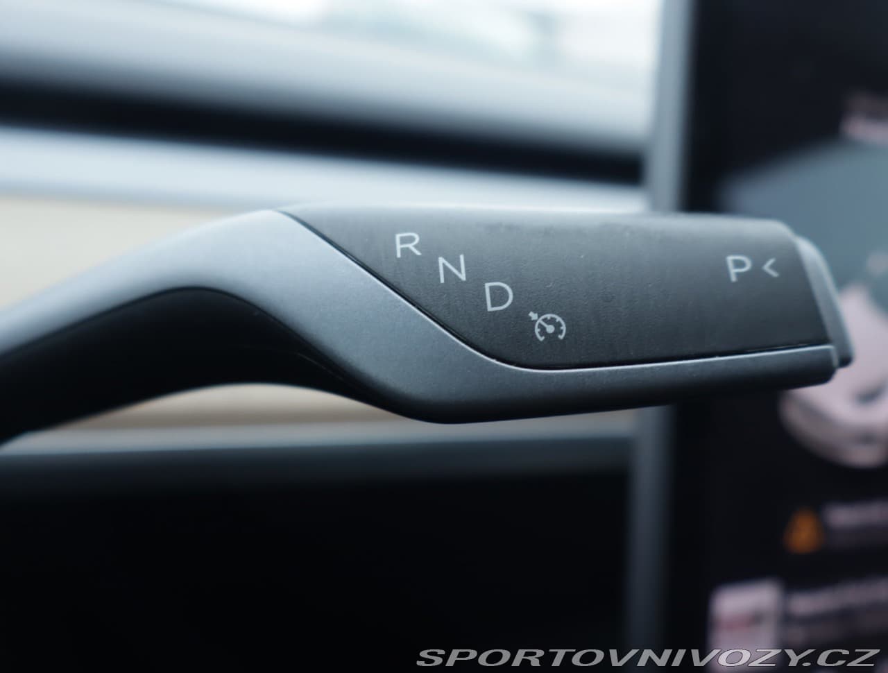 2020 Tesla Model 3 - 13