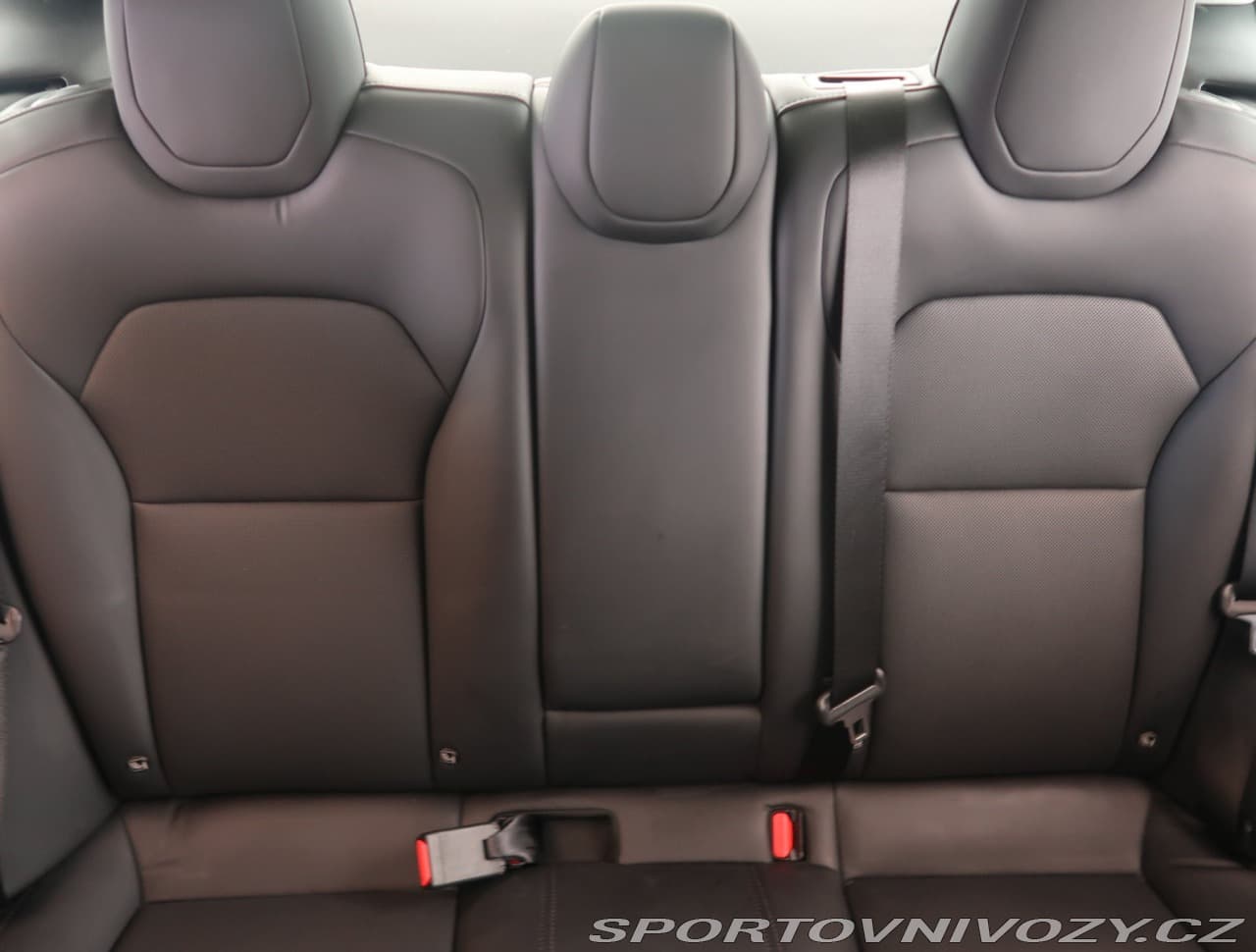 2023 Tesla Model 3 - 10