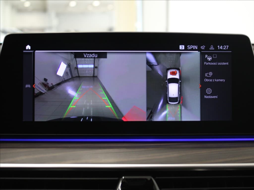 2020 BMW 6-Series - 13