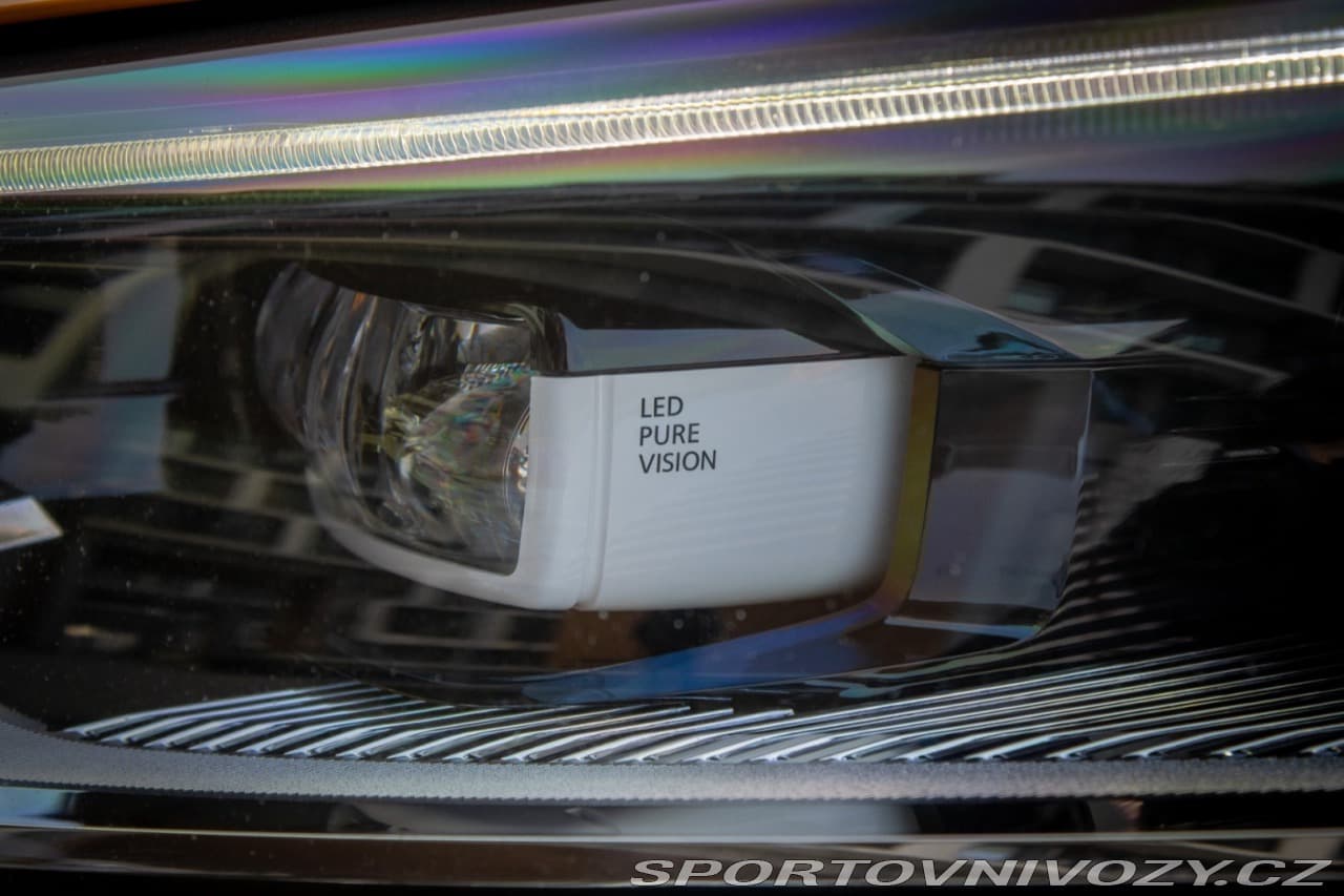 2018 Renault Megane - 12