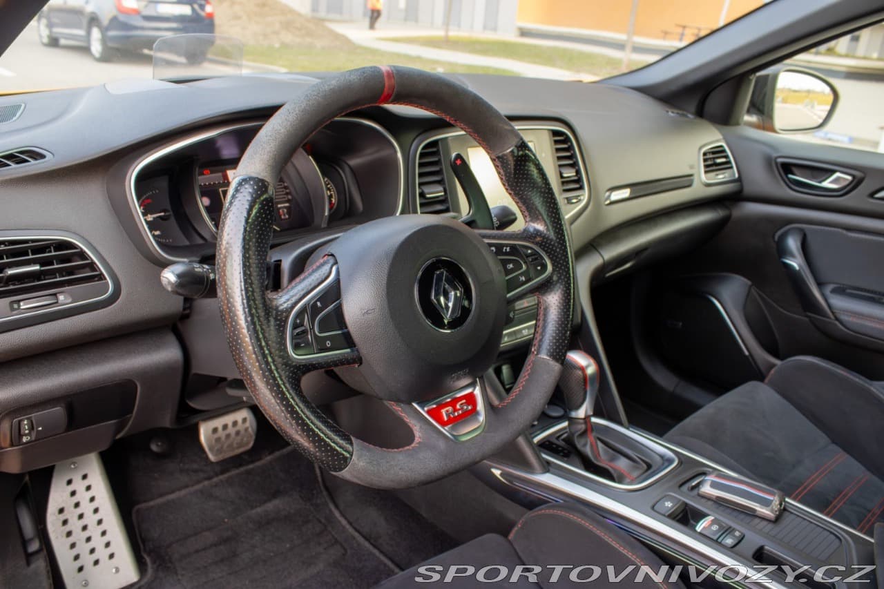 2018 Renault Megane - 19