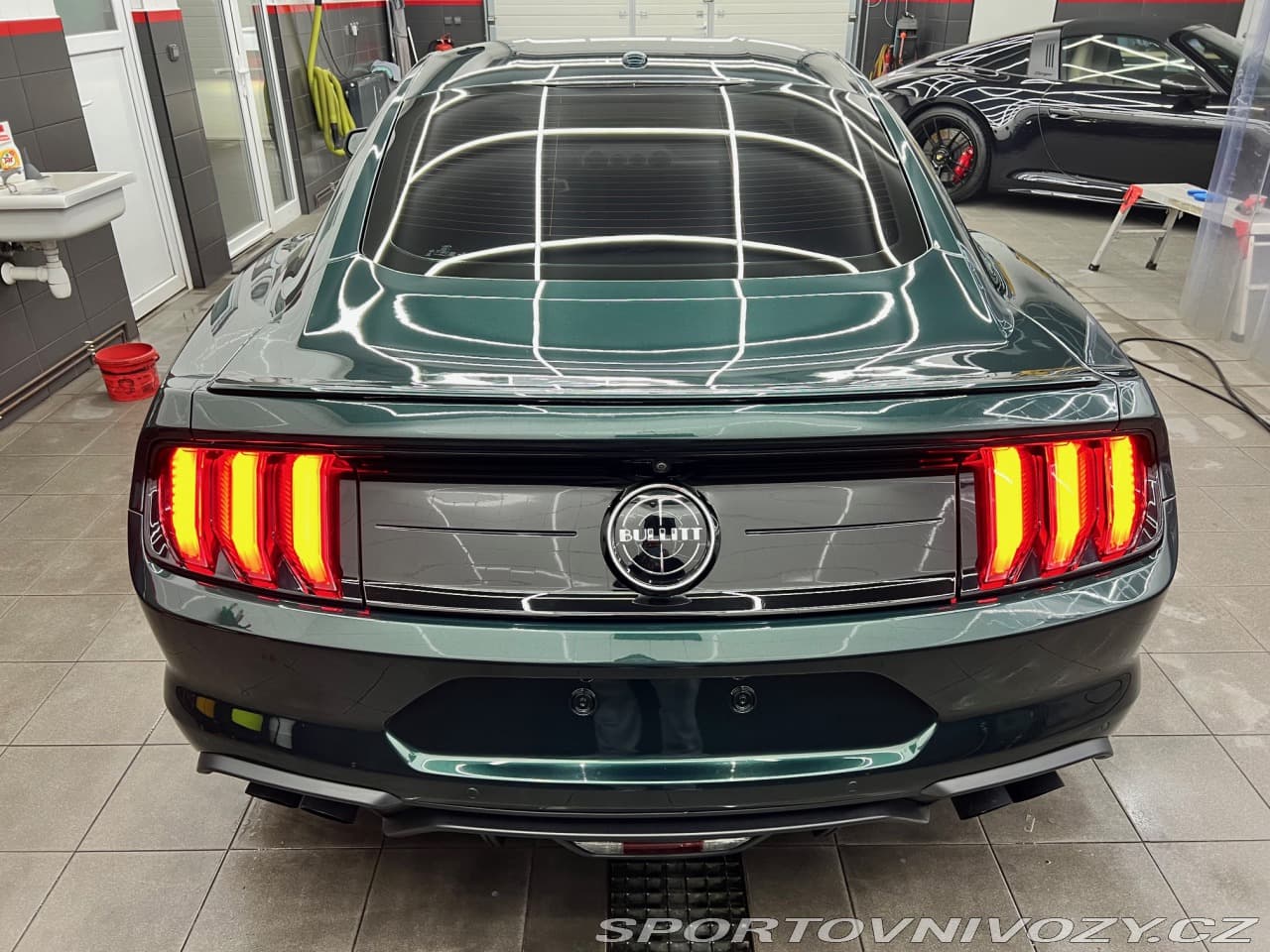 2019 Ford Mustang - 4